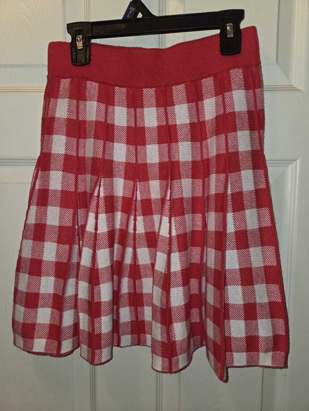 NWT Red & White Gingham Pleated Knit Skirt